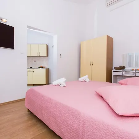 Apartman Tomislav 1927 *