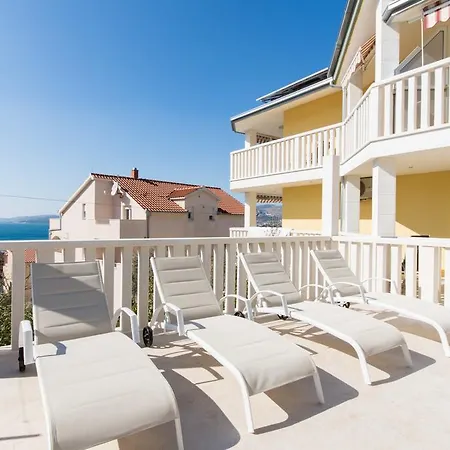 Apartman Tomislav 1927 Trogir