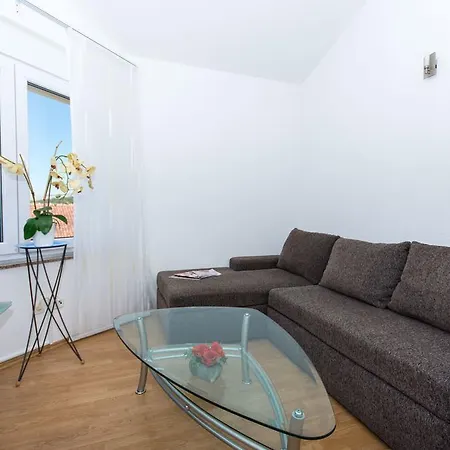 Apartman Tomislav 1927 *